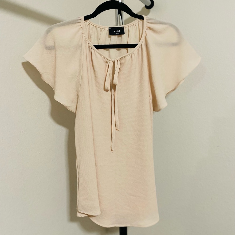 Vici Flutter Sleeve Blouse Cream